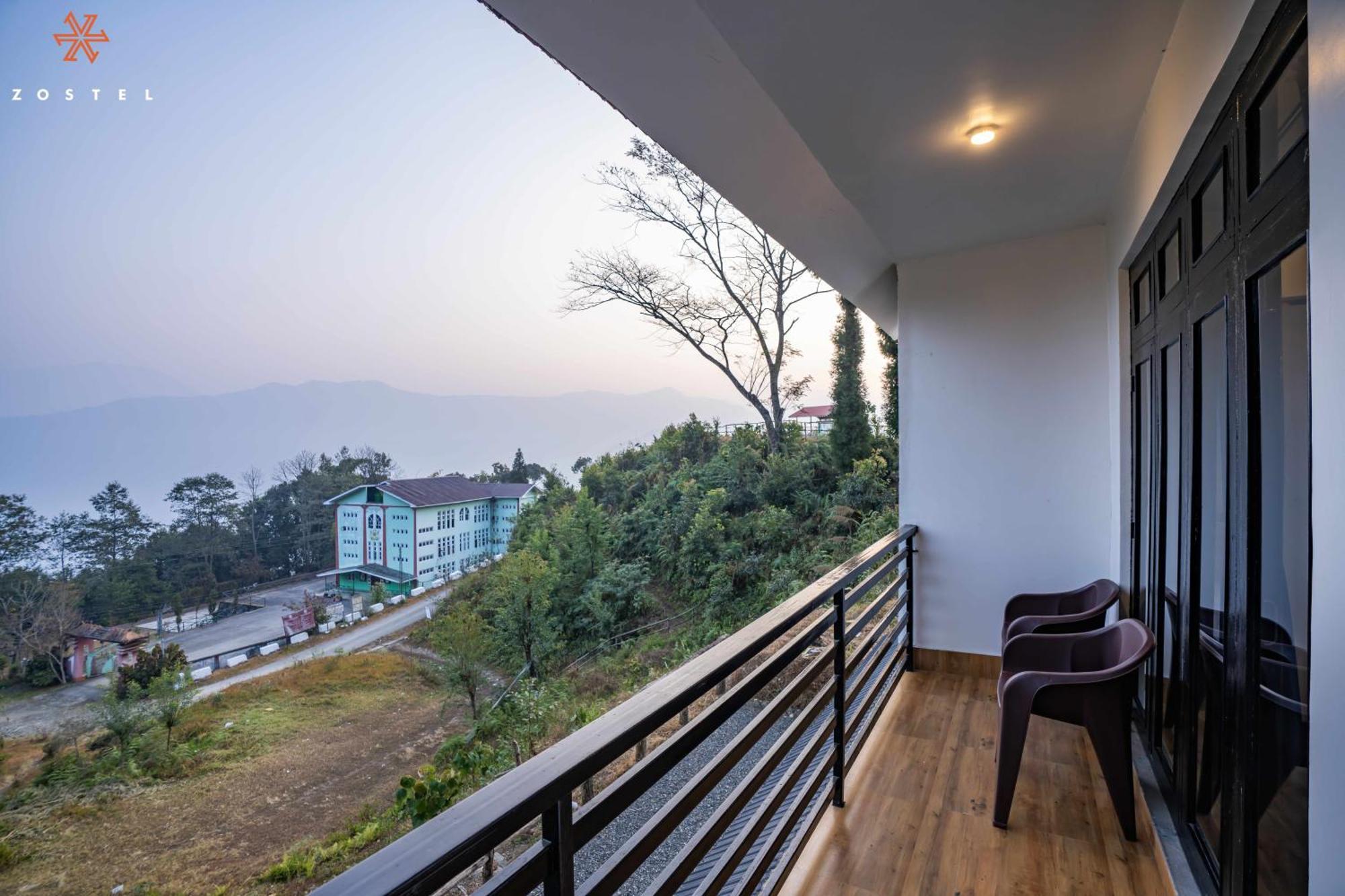 Zostel Rinchenpong Hostel Екстериор снимка