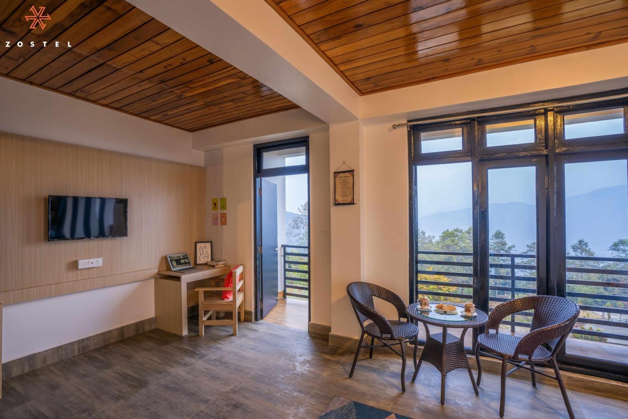 Zostel Rinchenpong Hostel Екстериор снимка